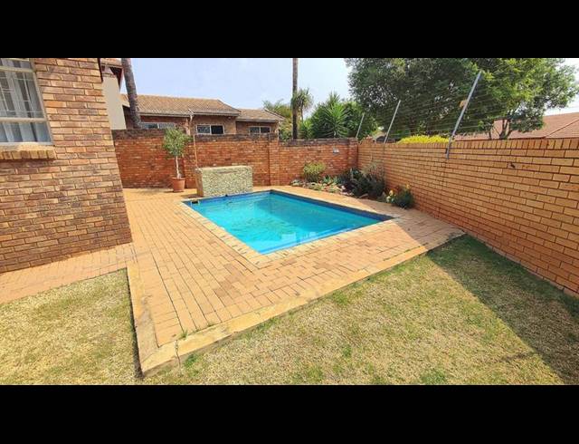 3 BEDROOM HOUSE FOR SALE IN AMBERFIELD CREST ESTATE